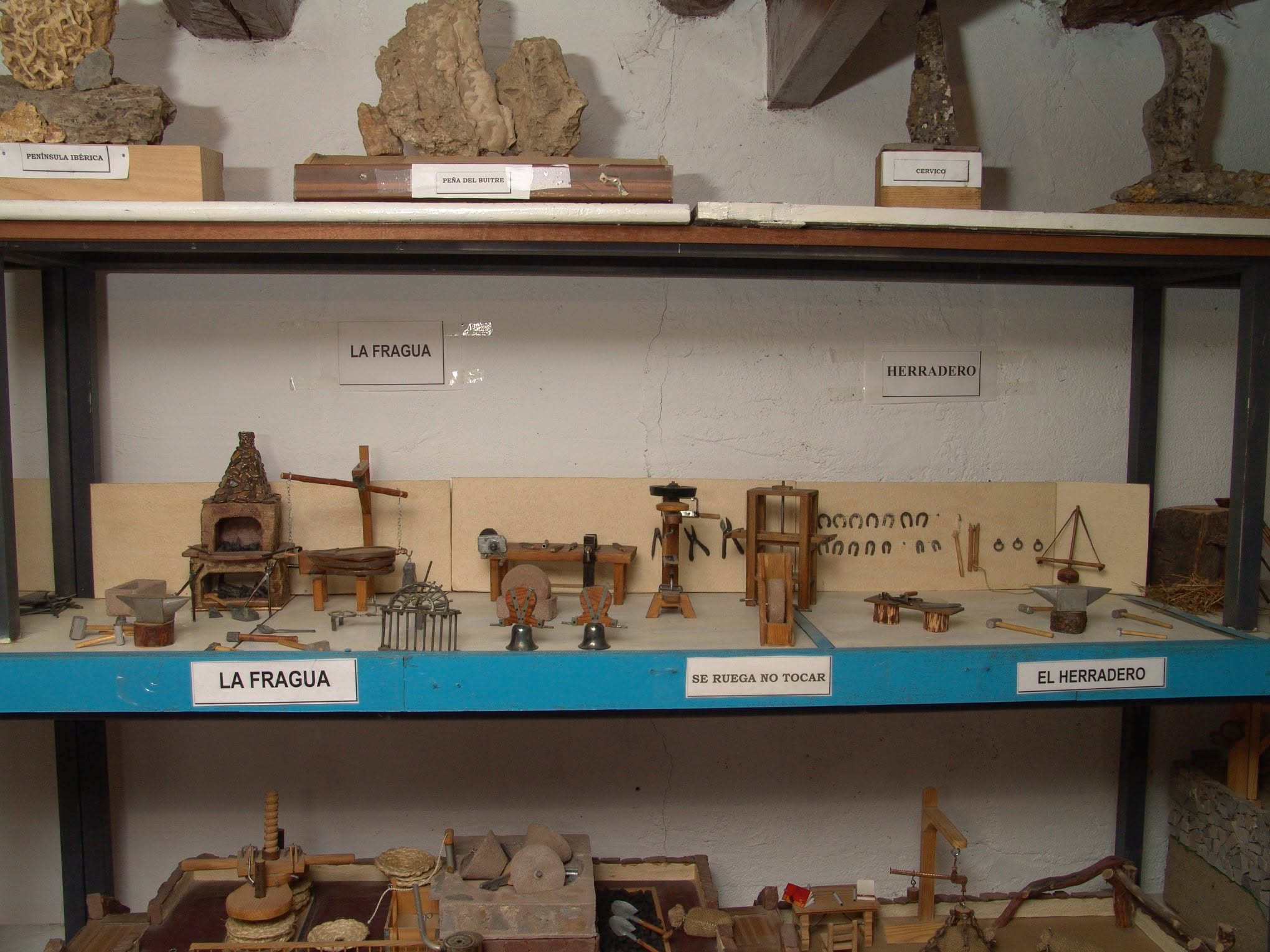 Miniaturas de José Escribano Calvo (2 de 12)